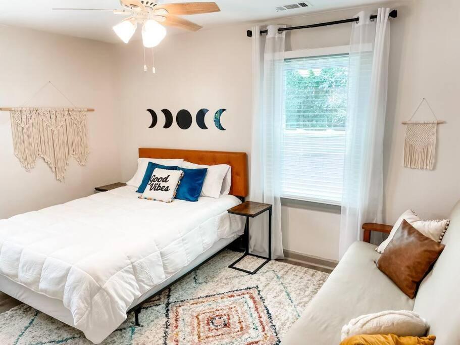 Blue Bungalow W/ Free Golf Cart 1/2 Mi From Square Covington Exterior photo