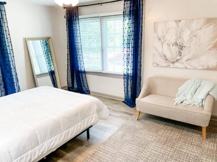 Blue Bungalow W/ Free Golf Cart 1/2 Mi From Square Covington Exterior photo