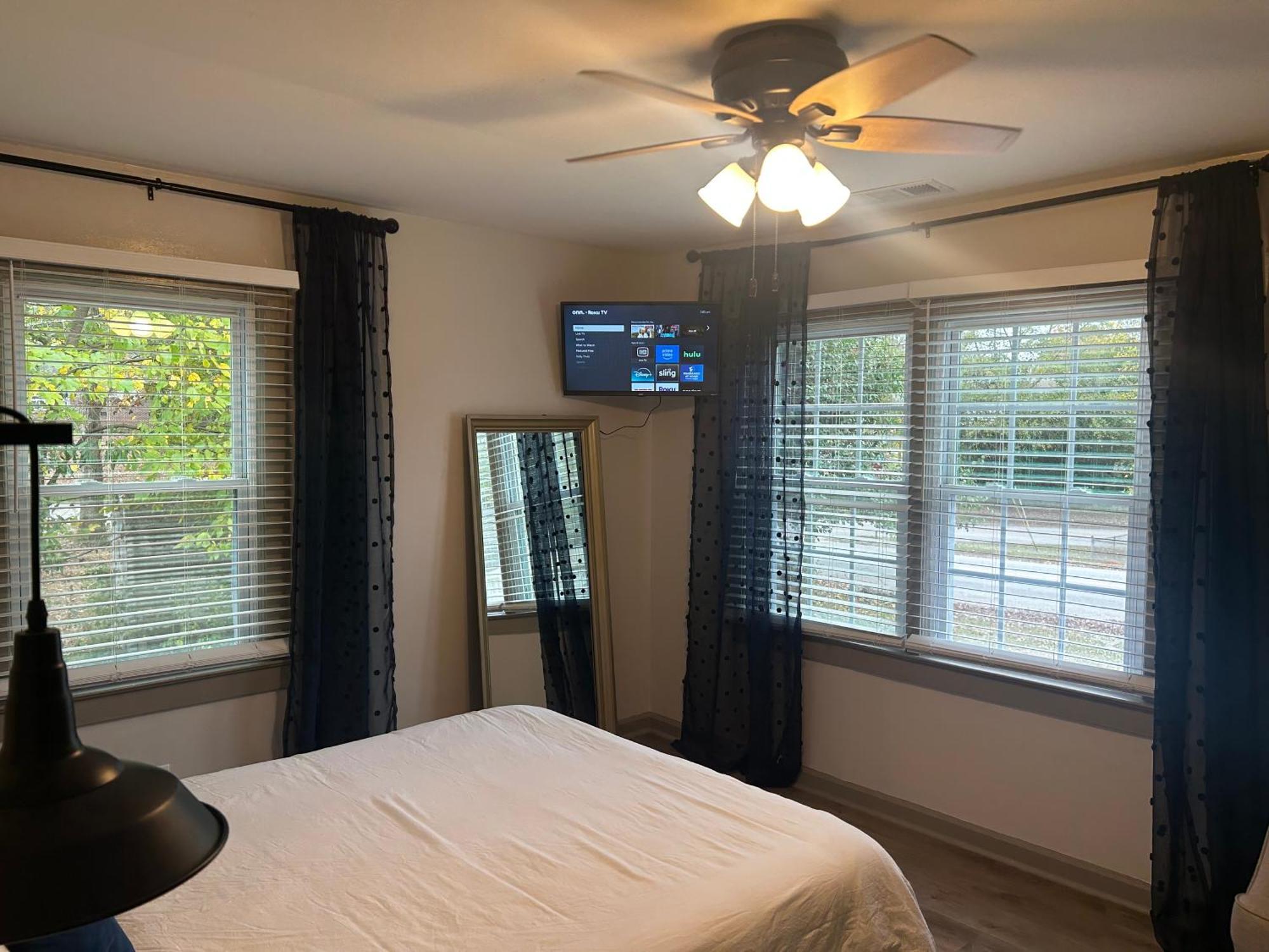 Blue Bungalow W/ Free Golf Cart 1/2 Mi From Square Covington Exterior photo