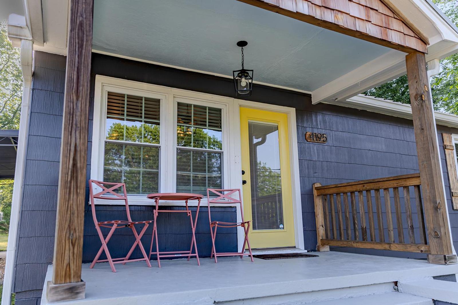 Blue Bungalow W/ Free Golf Cart 1/2 Mi From Square Covington Exterior photo