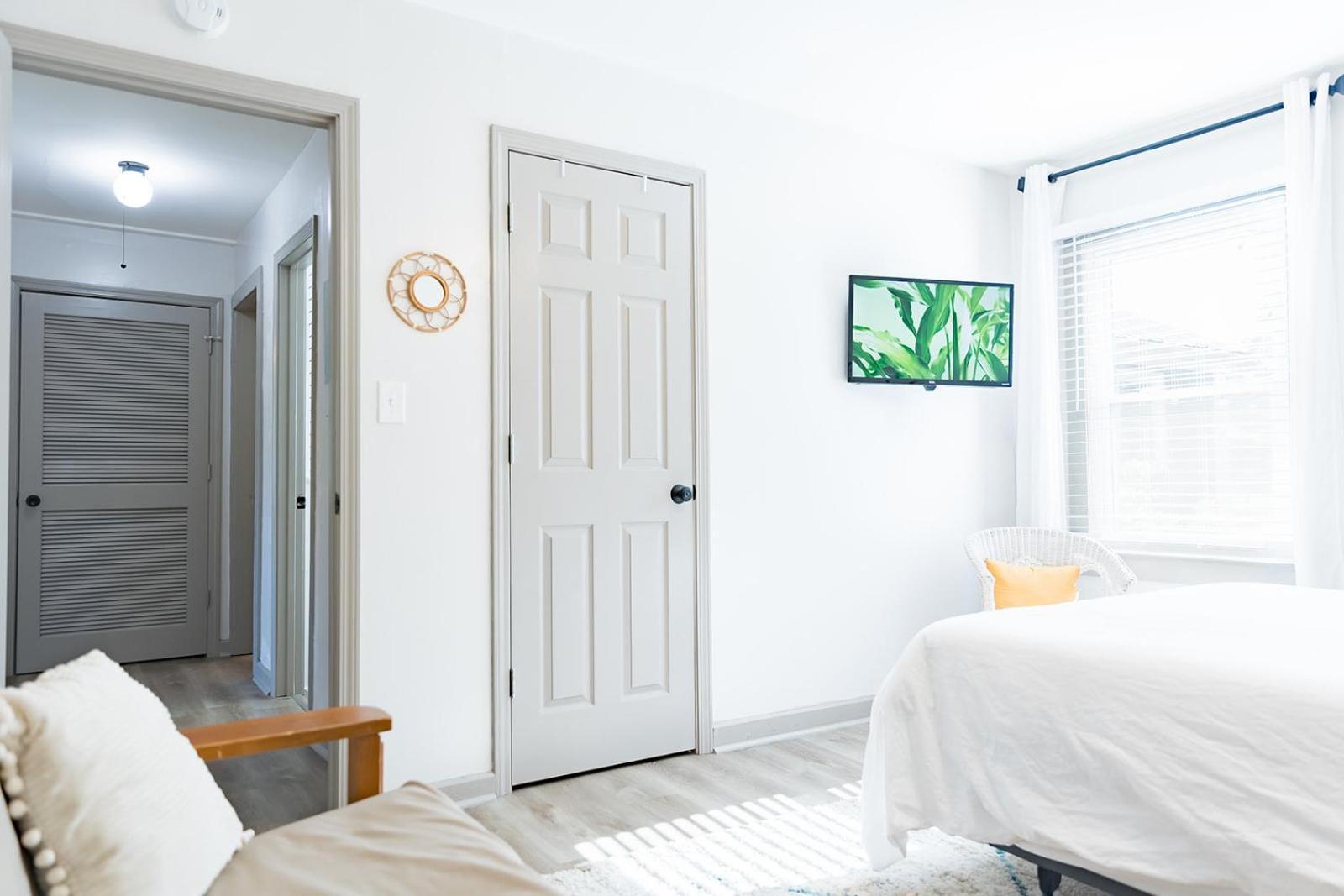 Blue Bungalow W/ Free Golf Cart 1/2 Mi From Square Covington Exterior photo